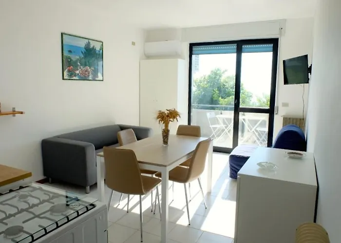 Apartament Azzurra *